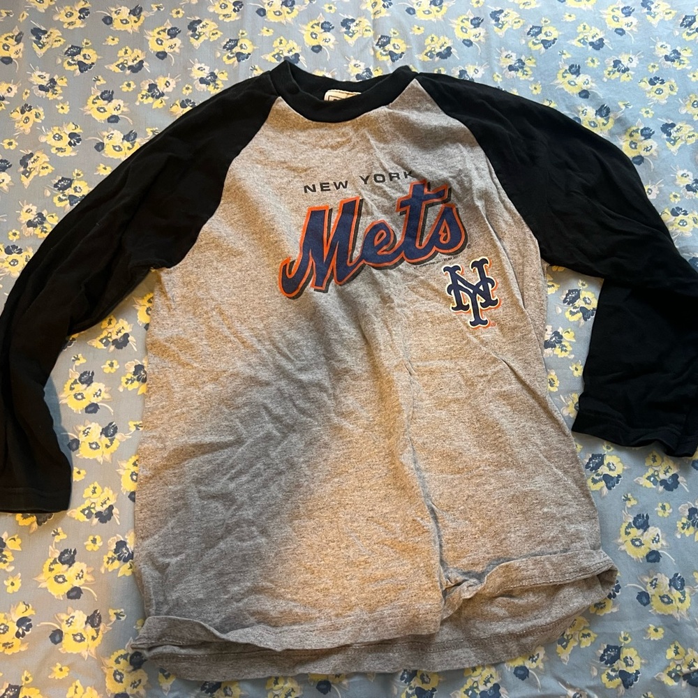 MLB Boys Youth New York Mets Gray and Black Raglan Tee